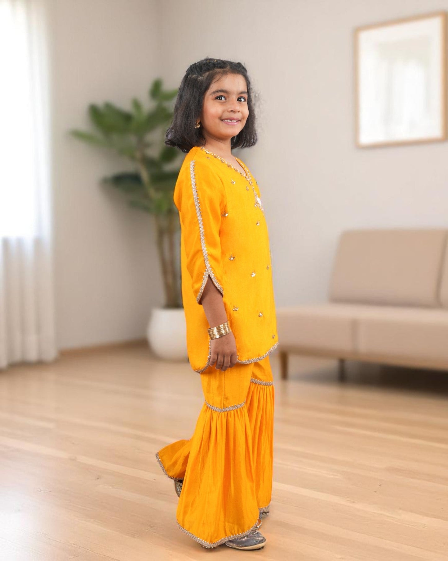 Jashmanara Girls’ Festive 3-Piece Sharara Suit – Two-Tone Silk, Handwork & Lace