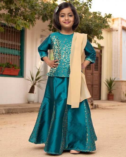 Regal Elegance: Brocade & Georgette 3-Piece Ensemble