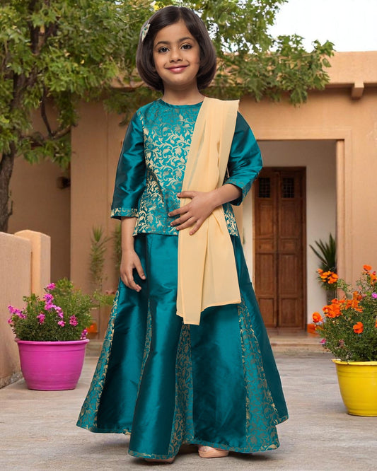 Regal Elegance: Brocade & Georgette 3-Piece Ensemble